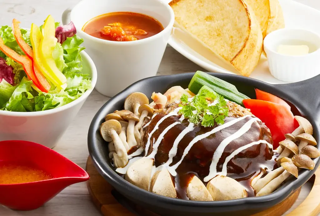 【並木街珈琲】秋の味覚があふれる新メニューが登場！2025年9月24日（水）より秋フェアがスタート！ 画像 2