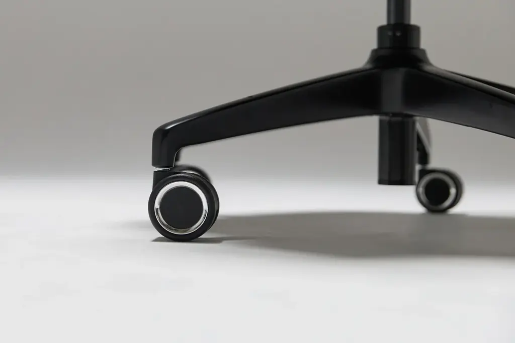 コンセプトは「10年以上使えるチェア」。素材や機構を見直した「AIMchair Pro」発売！ 画像 7