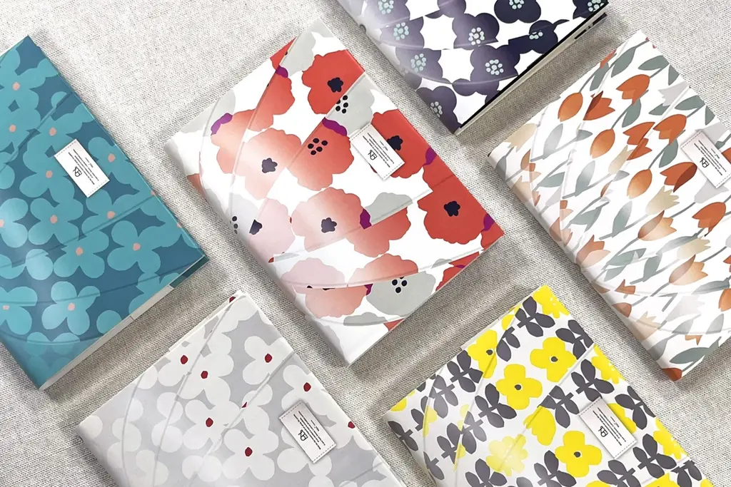 ”オリジナルブックカバー＆しおりで秋の読書を楽しむ”　大阪・正和堂書店×Wpc. Patternsが限定コラボ！ 画像 1