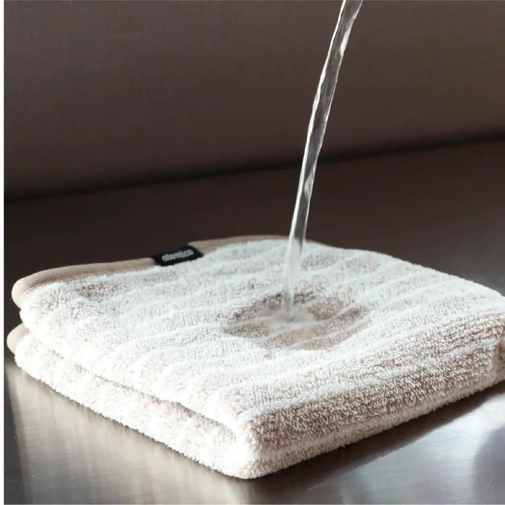 【新商品】水だけで落とせるクロス 洗剤いらずで油汚れを一掃 画像 9