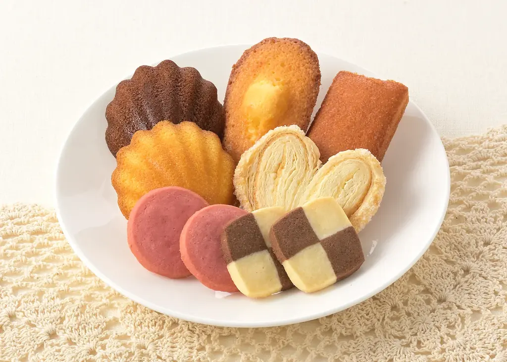 「銀座スイーツ」リニューアル　贈答向けに装い一新