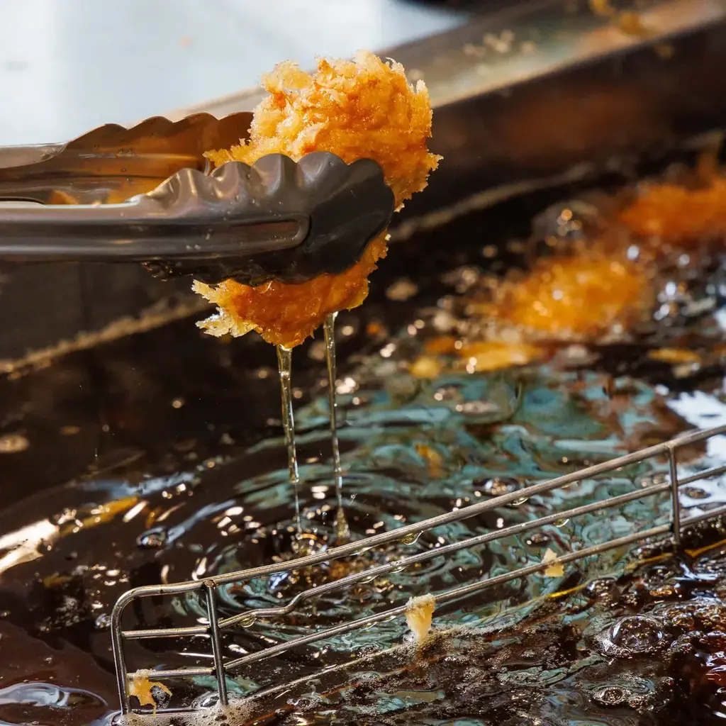 フライ家四ツ谷開店