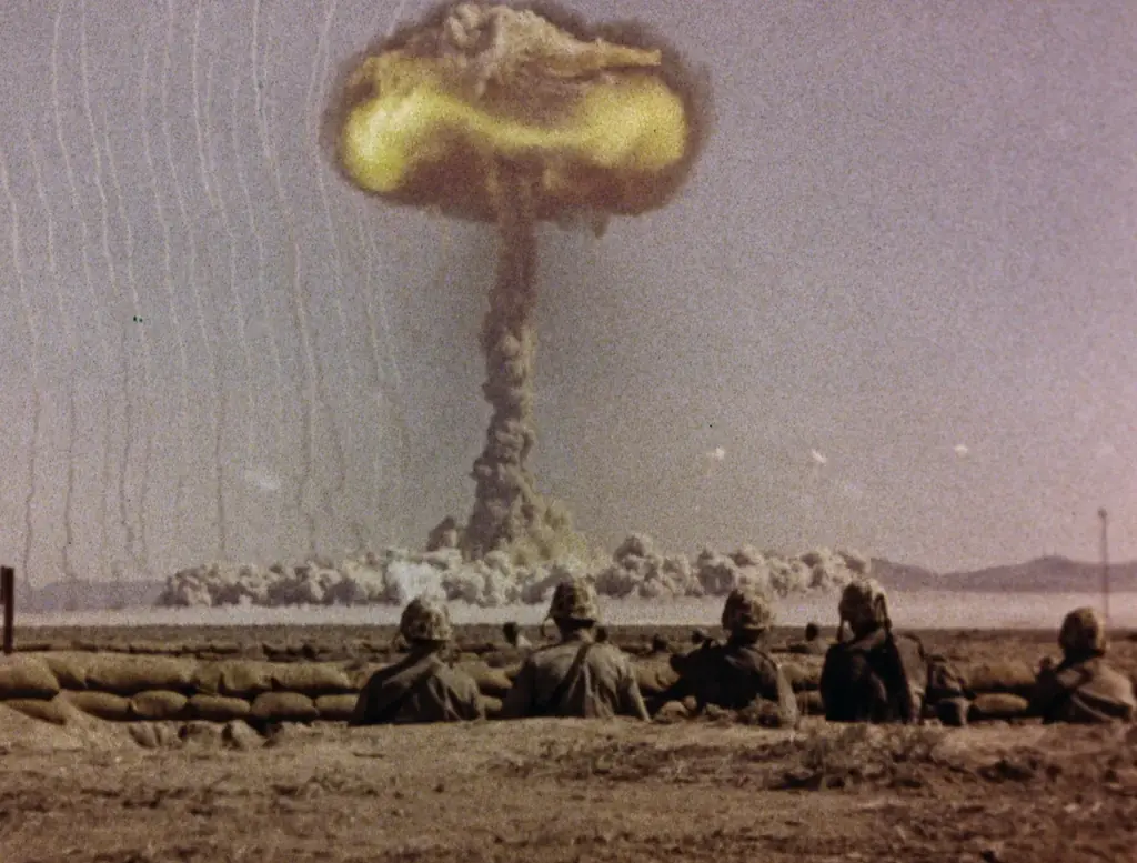 【戦後80年】伝説の「反核」ドキュメンタリー映画『アトミック・カフェ』、最新４Kレストア版で国内初ブルーレイ発売！ 画像 1