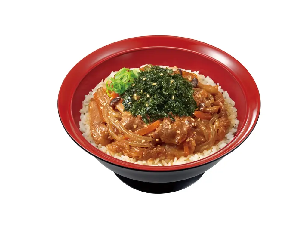 【すき家】コチュジャンベースの甘辛ダレでごはんが進む！すき家「プルコギ牛カルビ焼肉丼」新発売！ 画像 4