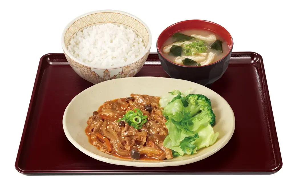 【すき家】コチュジャンベースの甘辛ダレでごはんが進む！すき家「プルコギ牛カルビ焼肉丼」新発売！ 画像 6