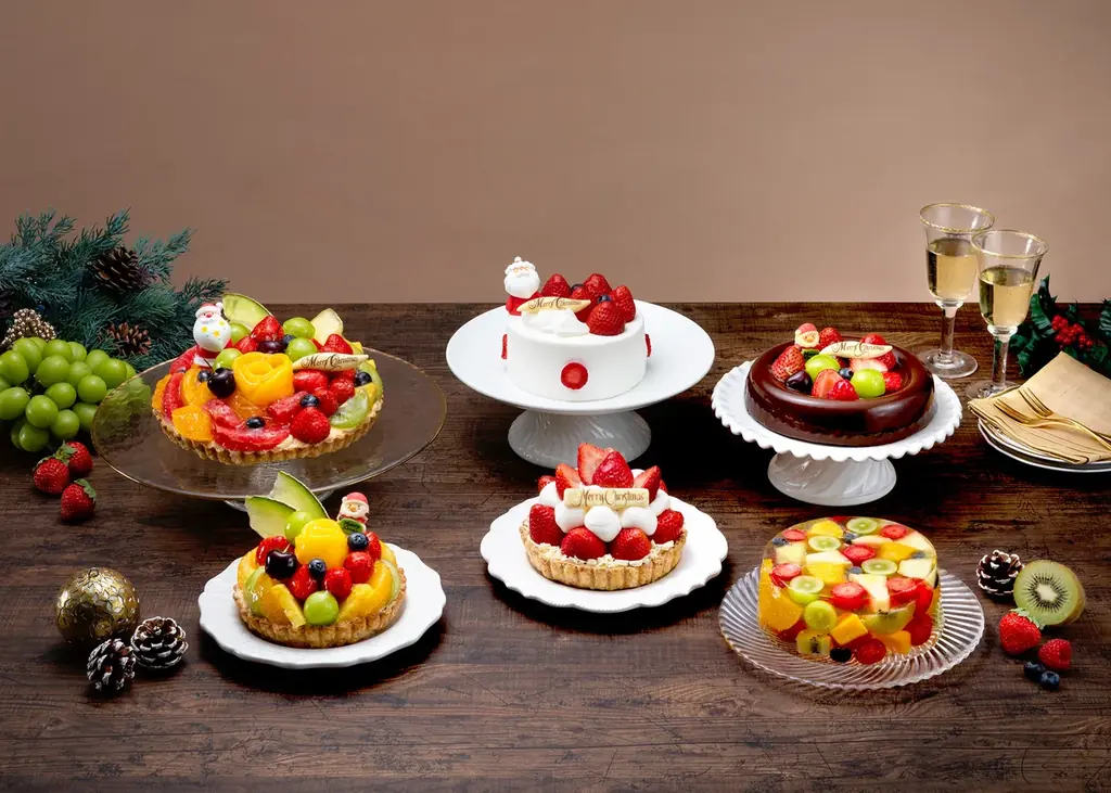 フルーツピークスが10月1日予約開始　小ぶりなクリスマスケーキ6種