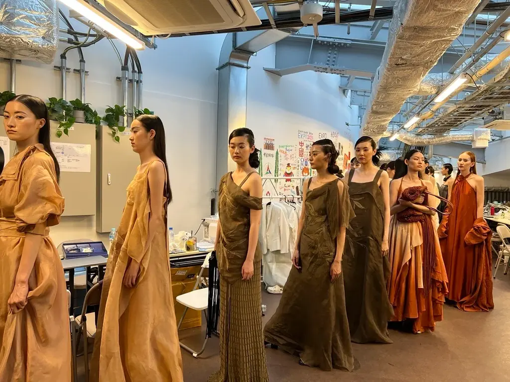 大阪・関西万博の中国パビリオンで美容室 NYNYがバックステージをサポート 画像 1