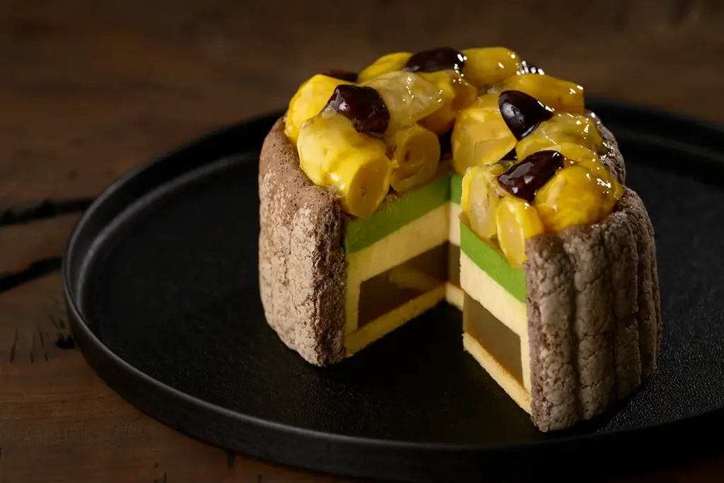 希少な「岸根栗」を贅沢に使った小布施堂のケーキ「栗ひろい」をBy Emotionにて限定発売──今年は待望の新サイズも登場 画像 2