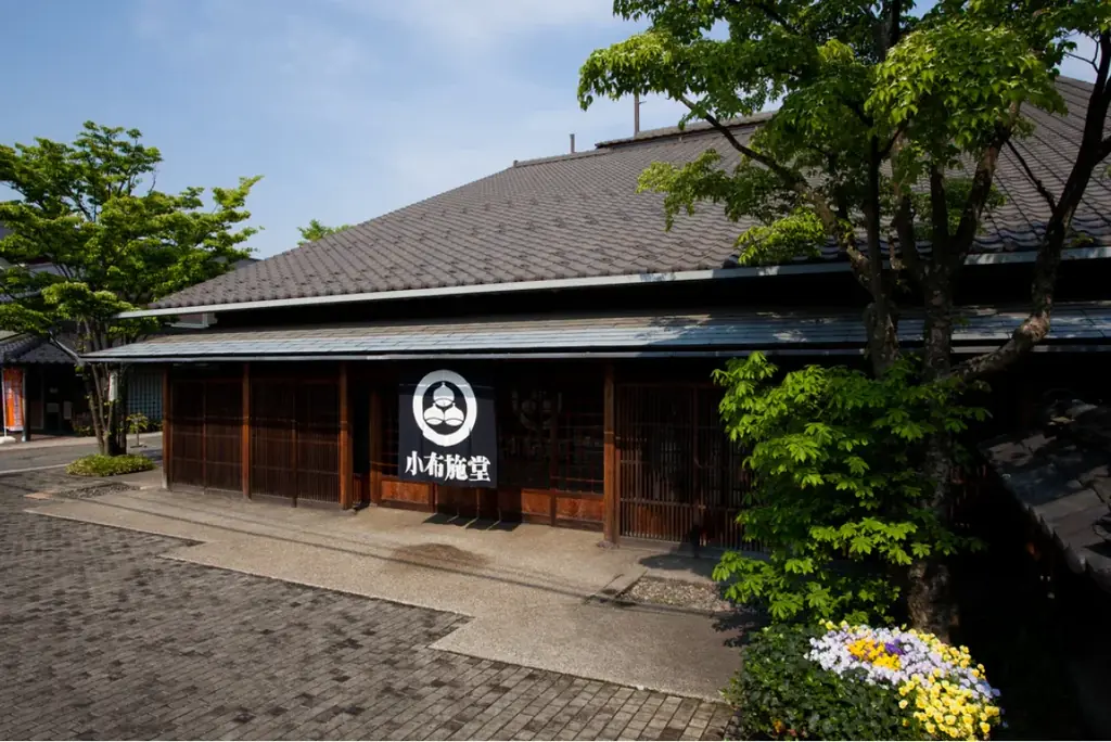 希少な「岸根栗」を贅沢に使った小布施堂のケーキ「栗ひろい」をBy Emotionにて限定発売──今年は待望の新サイズも登場 画像 4