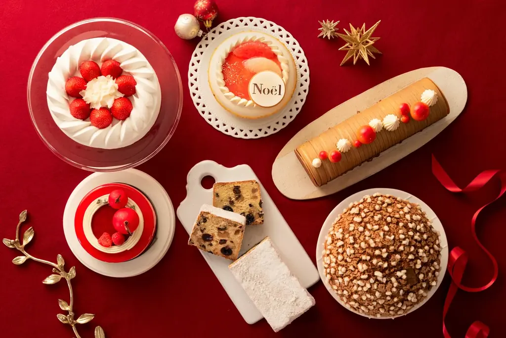 【ザ・キャピトルホテル 東急】2025年クリスマスケーキの予約を11月1日より開始。“赤”を纏った新作ケーキなど全7種類のスイーツ＆ブレッド 画像 1