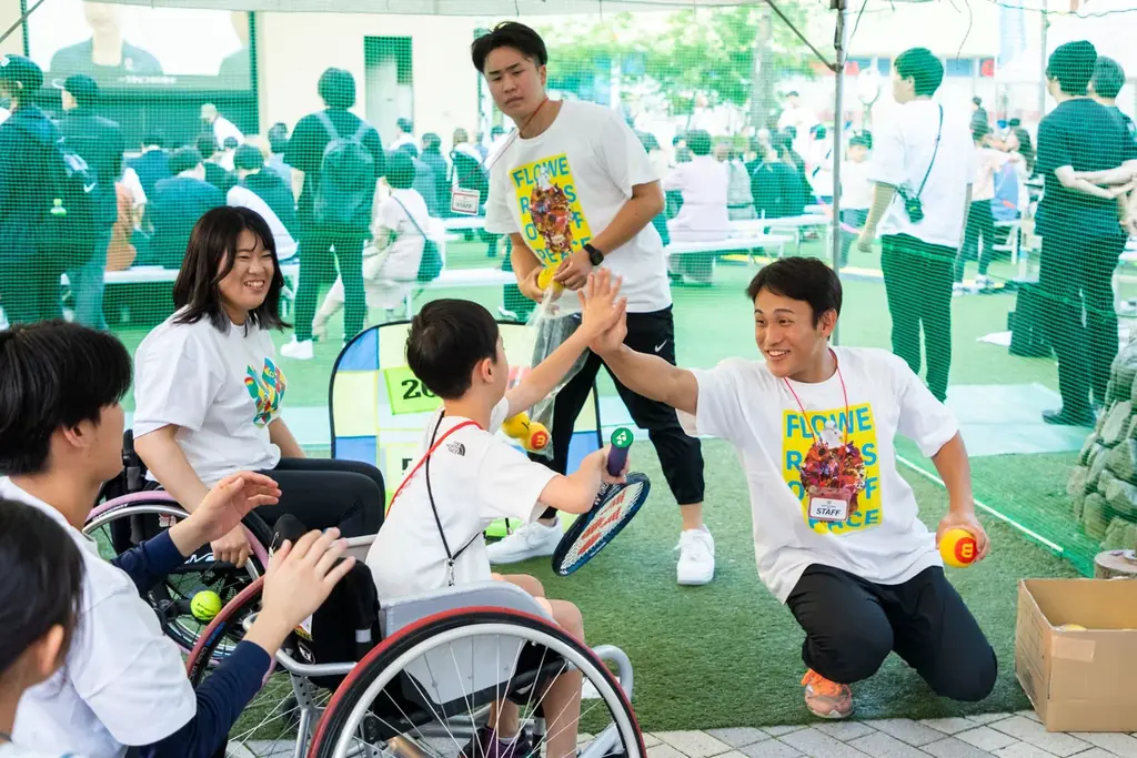 「SPORTS of HEART 2025 in 大阪・関西万博」にて車いすテニスプレイヤー 髙室 冴綺が車いすテニス体験ブースを担当！ 画像 2