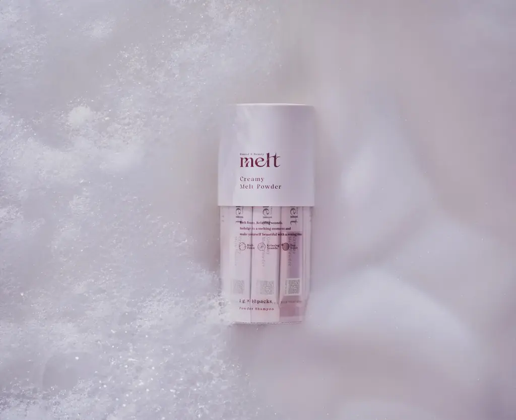 花王「melt（メルト）」の生炭酸＊パウダー、改良新発売　とろふわ泡もち200％＊1！ 蓄積汚れ＊2 でゴワついた髪もすっきり 画像 1