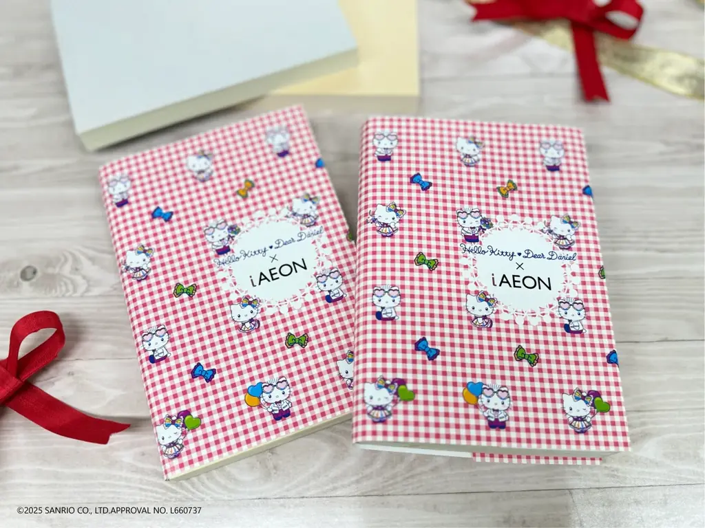 ハロー キティと一緒に読書を楽しもう♪ 未来屋書店 オリジナルブックカバーを限定配布 画像 1