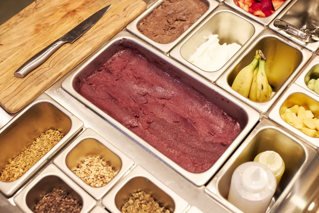 アサイーカフェSUGARYが大阪・梅田に初出店。「SUGARY 阪急三番街店」　8月19日（火）グランドオープン！ 画像 2