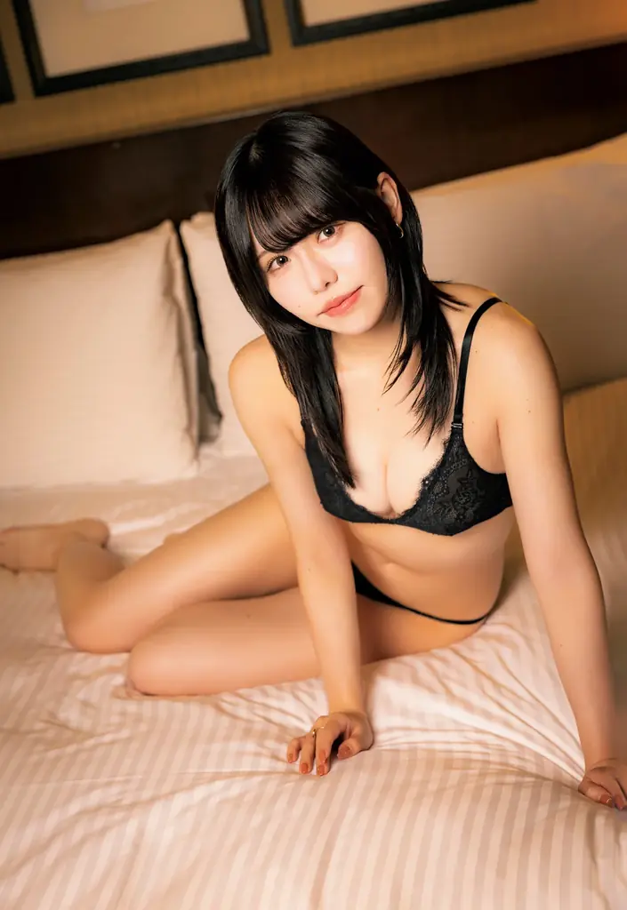 Wセンターが“美の競演”。SKE48・熊崎晴香と佐藤佳穂がそれぞれのユニットを率いて登場する「B.L.T.11月号」セブンネット限定版2種の表紙絵柄が解禁‼ 画像 10
