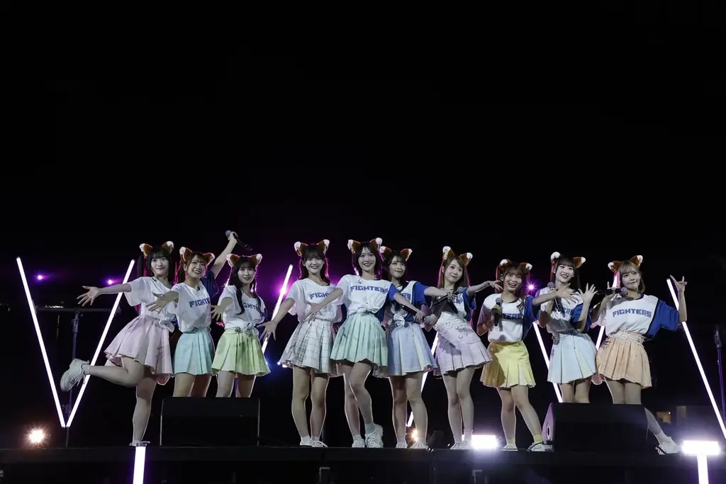 ＝LOVEがエスコンフィールドで球場応援　ミニライブ披露