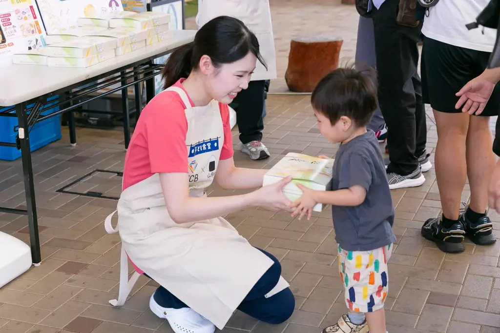 TCB東京中央美容外科×米屋のにぎりめし山田村コラボ『子ども食堂』開催！地元の魅力が詰まったランチボックス「ぼっけぇ元気おにぎり箱」を岡山の子ども達に無償提供しました。 画像 8