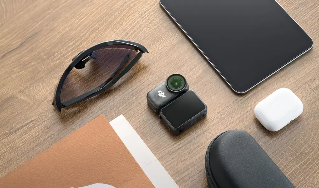DJI、ハンズフリーで高画質映像を撮影できるウェアラブルカメラOsmo Nanoを発表 画像 2