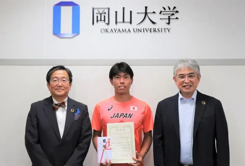 【岡山大学】岡山大学陸上競技部の石本龍一朗さん「岡山大学学生スポーツ賞（国際スポーツ賞）」を受賞 画像 3