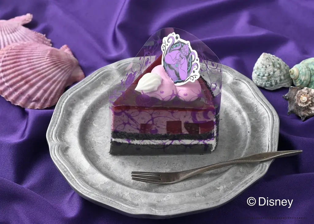 【銀座コージーコーナー】「ディズニーヴィランズ」をモチーフにしたプチケーキアソート&今年は「マレフィセント」と「アースラ」をイメージしたムースケーキも新登場！ 画像 5