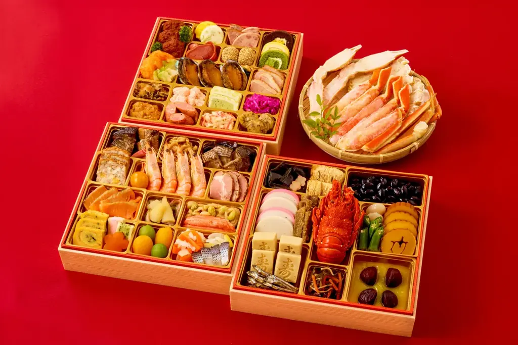 今年は「物価高がおせち選びに“影響あり”」が6.6割 早割対象商品が過去最多！ファミマのおせち35品を9月24日（水）より予約受付開始～昨年大好評の「欲望」「背徳」おせちが今年も登場！～ 画像 9