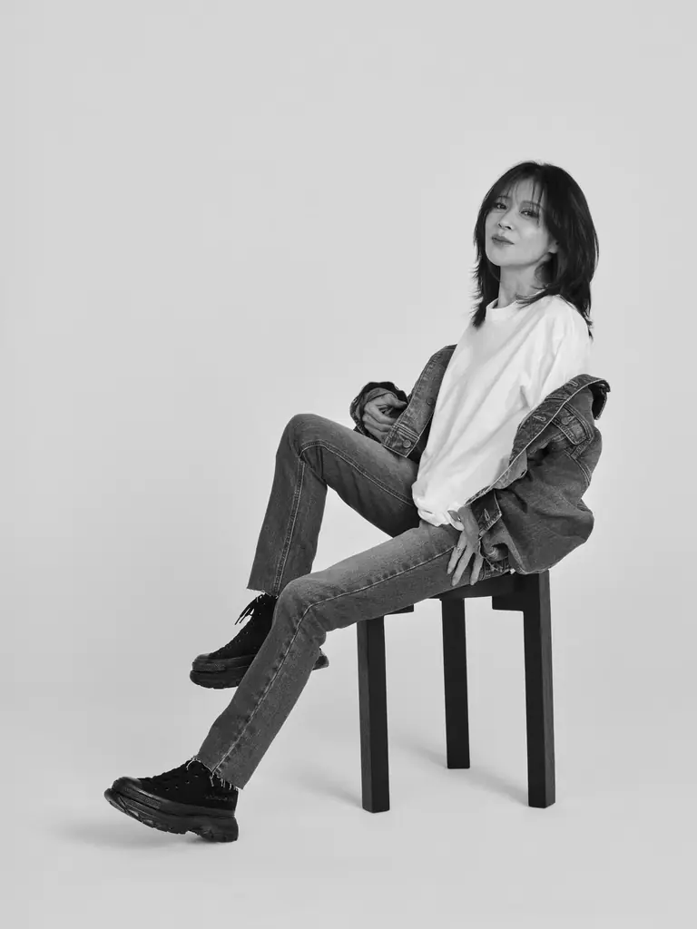 中森明菜さんとZOZOVILLAのコラボ第3弾！ご本人が監修を務めたCONVERSE・Leeの限定アイテムを10月1日よりZOZOVILLA限定で販売 画像 4
