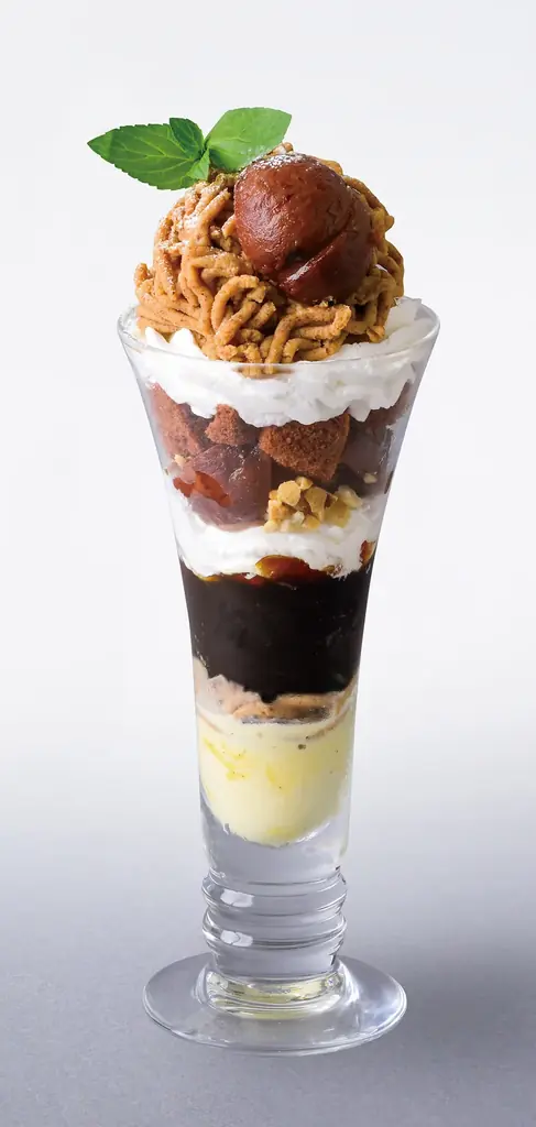 【銀座コージーコーナー】黒ごま、和栗、和紅茶の秋パフェが登場！カフェ・レストランで秋冬メニューの提供が始まります 画像 3