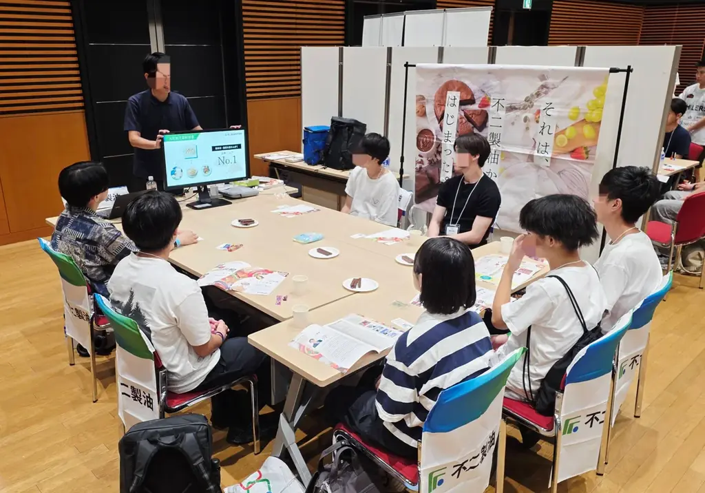 【開催御礼＆次回お知らせ】『フットサル＆カジュアル就活イベント』が大盛況！企業10社、学生約100名が参加！次回は12月10日に理系学生向け”即”面談イベントを開催！ 画像 7