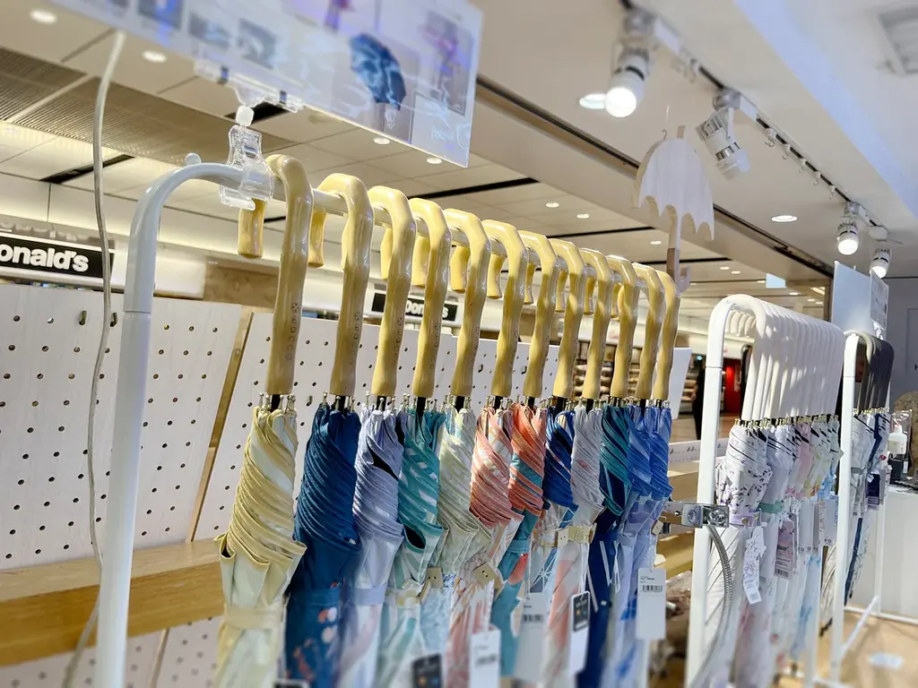 【傘POP UP】(株)サントス、名古屋駅地下にて傘のポップアップストアを開催！ 画像 3