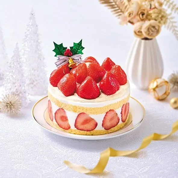 “平日だからこそ、ちゃんと特別。”「FUJIYA×Snow Manオリジナルクリスマスプレート」付きのケーキも登場！ 不二家洋菓子店 クリスマスセール 画像 7