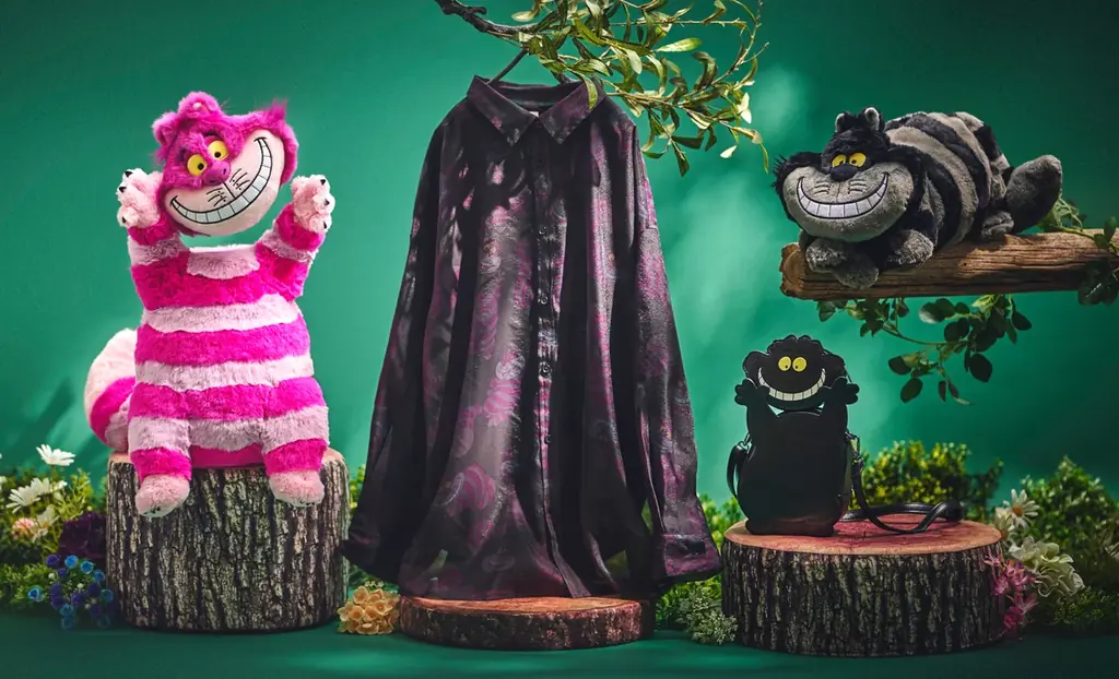 『ふしぎの国のアリス』のチェシャ猫をモチーフにしたユニークな新コレクション！ミステリアスでキュートなアイテムをディズニーストアで10月3日（金）より順次発売 画像 1