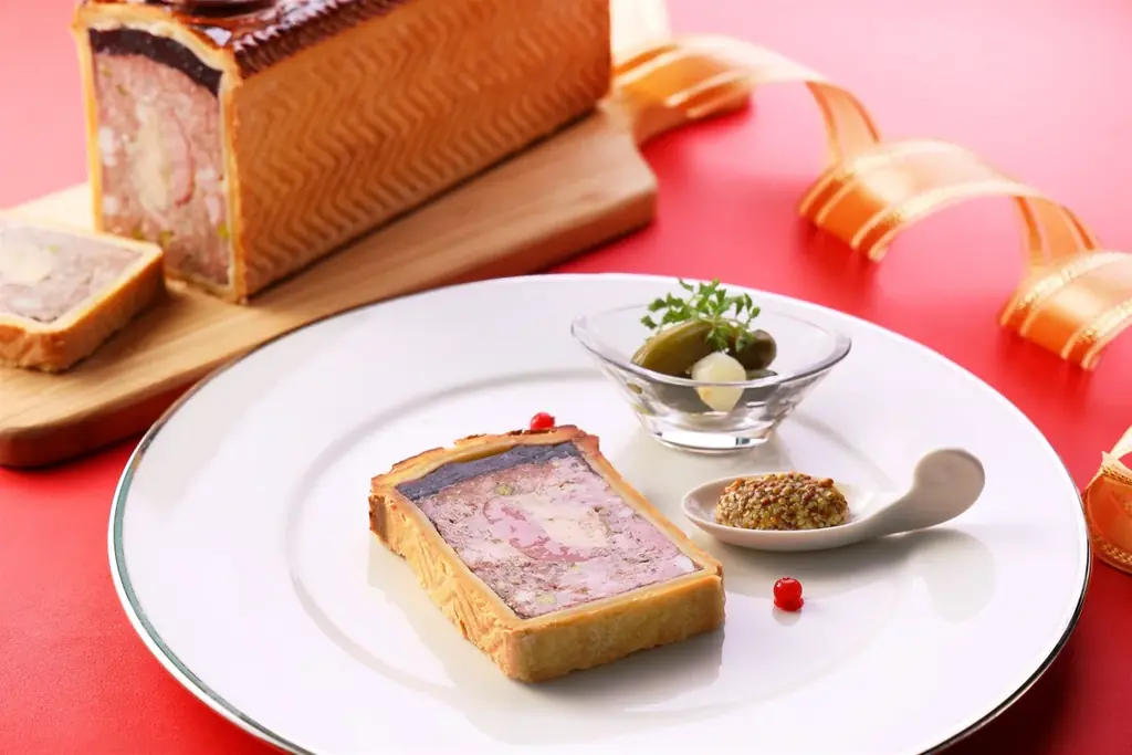 大切な人と囲む特別なひとときを。ホテルが贈る至福のクリスマスケーキ登場 画像 7