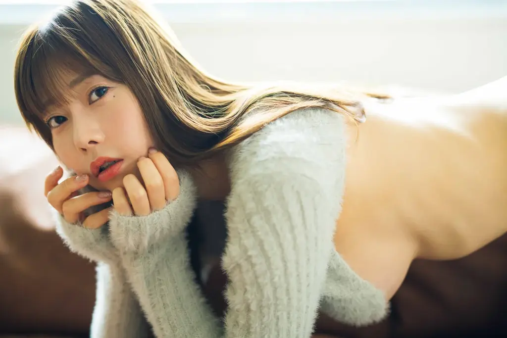 現役看護師・桃里れあちゃんが魅せる限界ギリギリのセクシーグラビア♡♡♡「ヤングアニマルWeb」に登場！ 画像 1