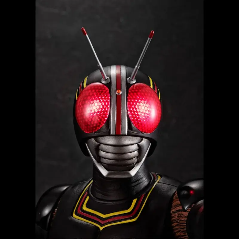 「仮面ライダーBLACK」が、迫力のライト＆サウンドギミックを内蔵した「Ultimate Article」シリーズフィギュアに登場。 画像 6