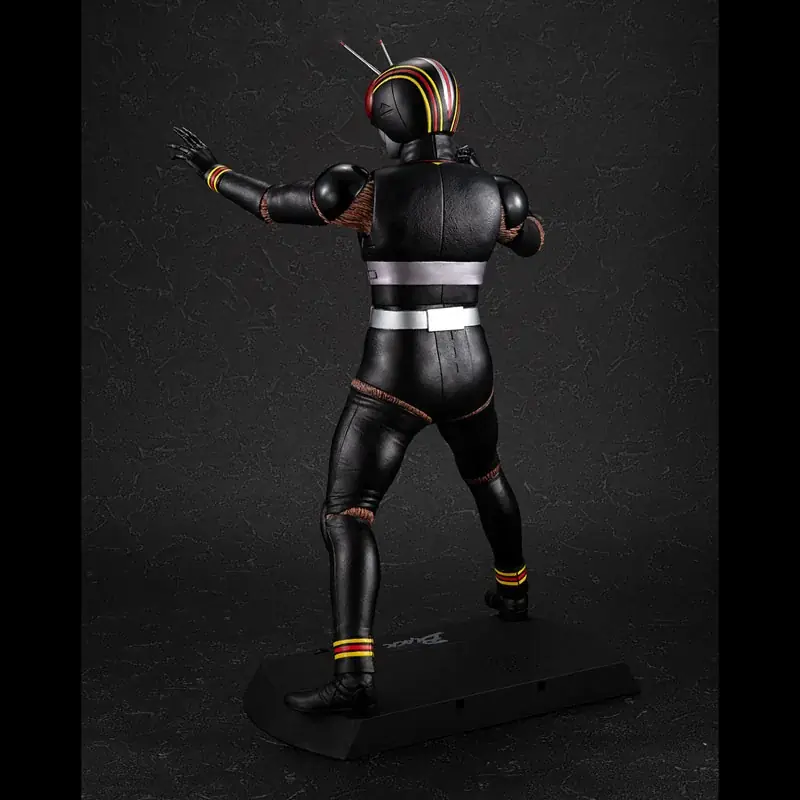 「仮面ライダーBLACK」が、迫力のライト＆サウンドギミックを内蔵した「Ultimate Article」シリーズフィギュアに登場。 画像 8
