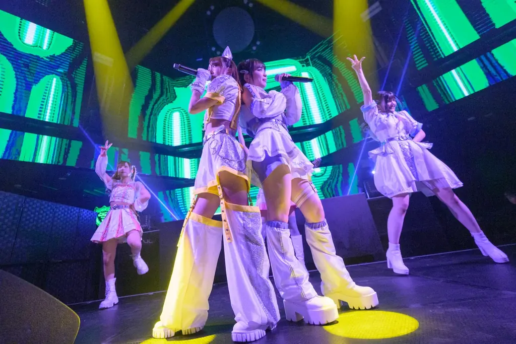 令和トランスアイドル・Ma’Scar’Piece（マスカーピース）定期イベントで電音部の名曲「Shining Lights」をレジェンド・DJ KAYAのRemixで初披露！初の全国クラブツアーも発表 画像 1