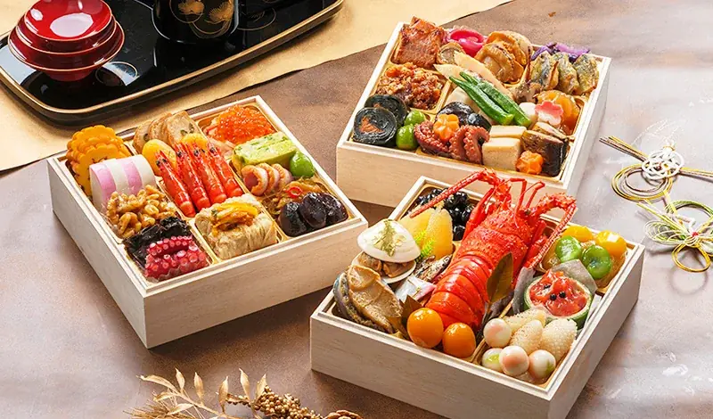 新年を彩る、老舗の味。2026年「マンヨーケンおせち」ご予約承り中！早期割引や大人気ピザのプレゼント特典も！ 画像 4