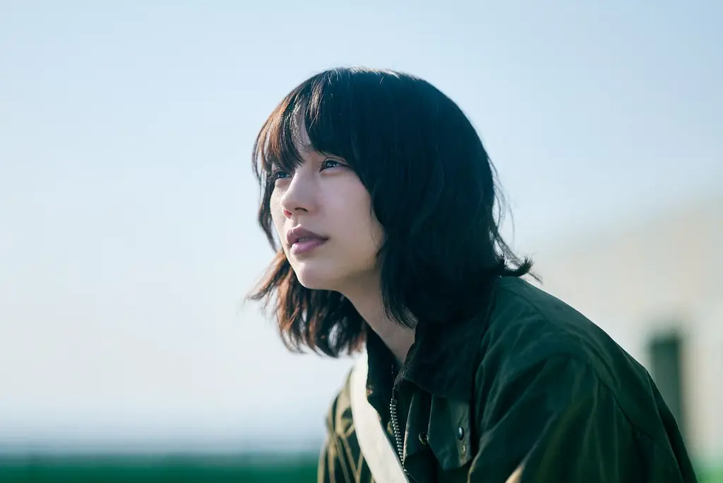 美しき復讐劇がついに開幕！“ダークヒーロー”演じるのんに視聴者も衝撃「のんのイメージひっくり返った」「想像超えてる」＜ABEMAオリジナルドラマ『MISS KING / ミス・キング』第1話＞ 画像 4