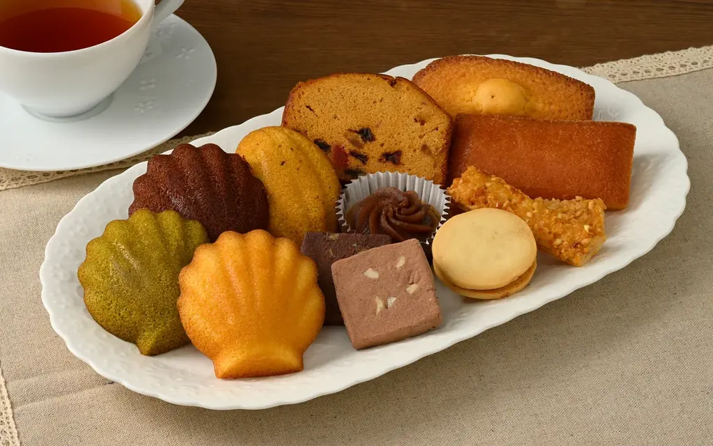 銀座コージーコーナーが10/1発売 上質な秋冬焼菓子ギフト