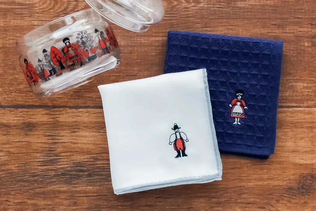 アデリアレトロ × CLASSICS the Small Luxuryコラボ第2弾！刺繍でつくる、オリジナルの一枚を。 画像 5