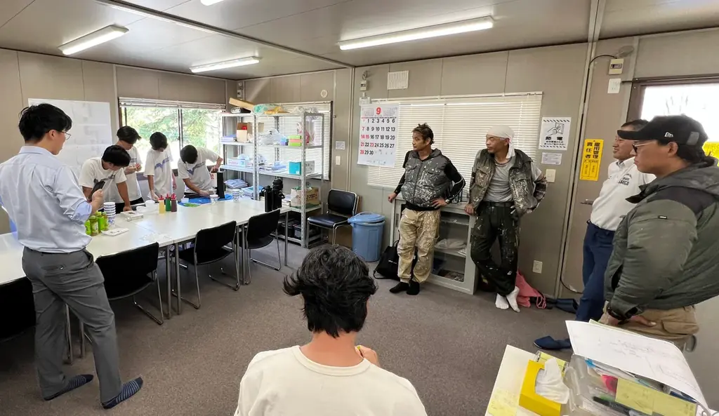 「暑い現場にひと涼みを」安曇川中学生が工事関係者へかき氷を提供――桑原組施工現場での地域連携熱中症対策企画 画像 3