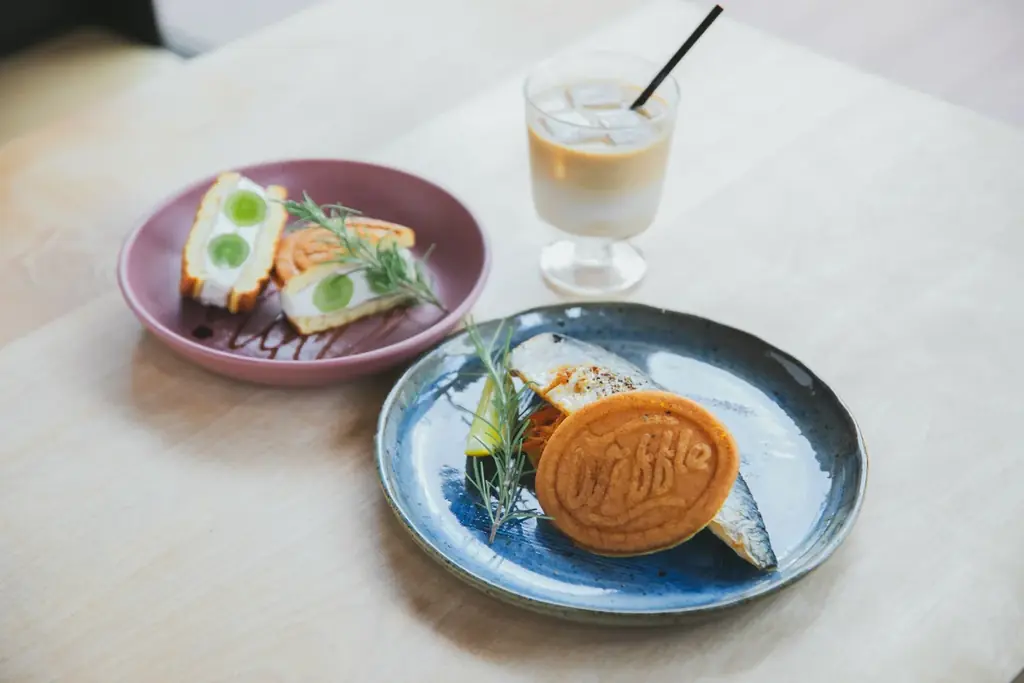 平子雄一展 ORIGIN｜岡山で体験する限定グルメ＆グッズ