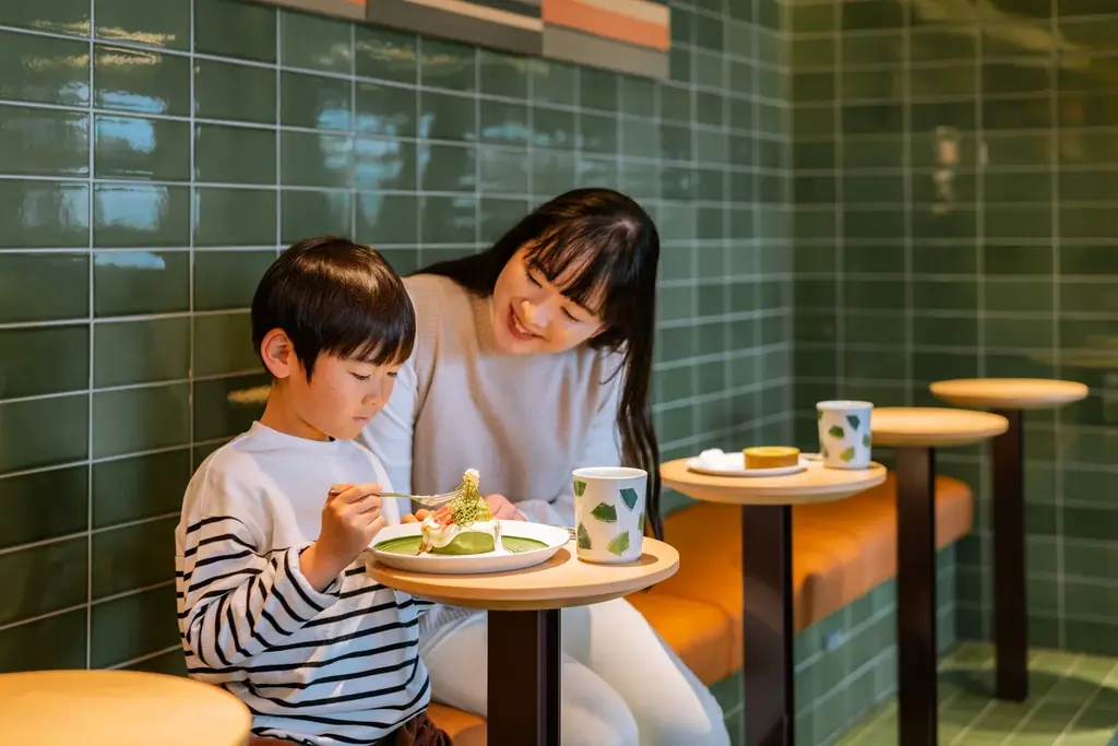 atelier京ばあむに、お子さま向けランチメニュー「キッズプレート」が新登場！ 親子で楽しめる体験が盛りだくさんのatelier京ばあむに、新たな魅力が加わります 画像 2