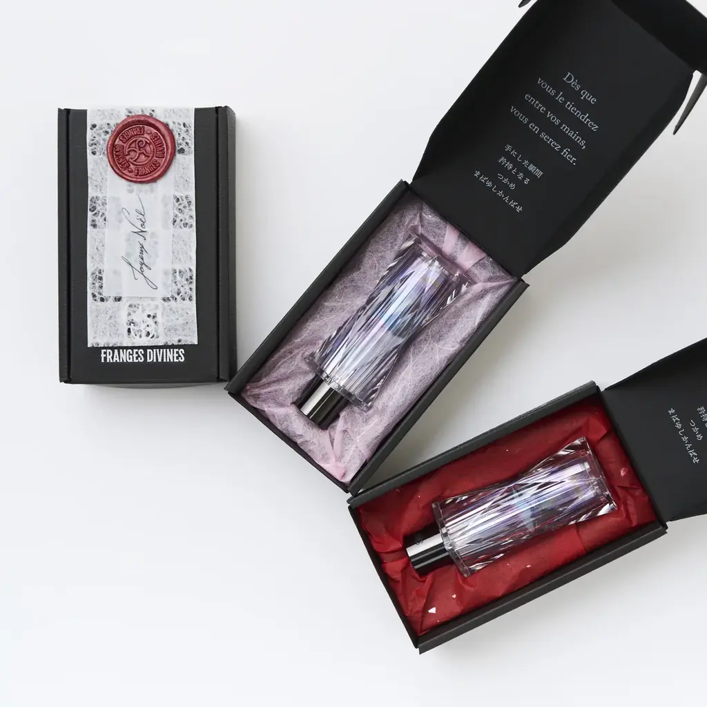 【ブランド史上初】「FRANGES DIVINES」対照的な2色で魅せるクリスマスコフレが数量限定発売 画像 3