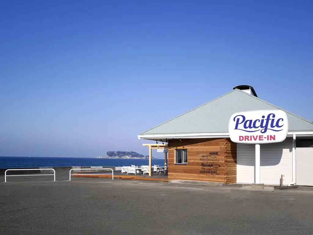 「Pacific DRIVE-IN」と人気クリエイターJuliaのコラボレーション第二弾が開催。 画像 8