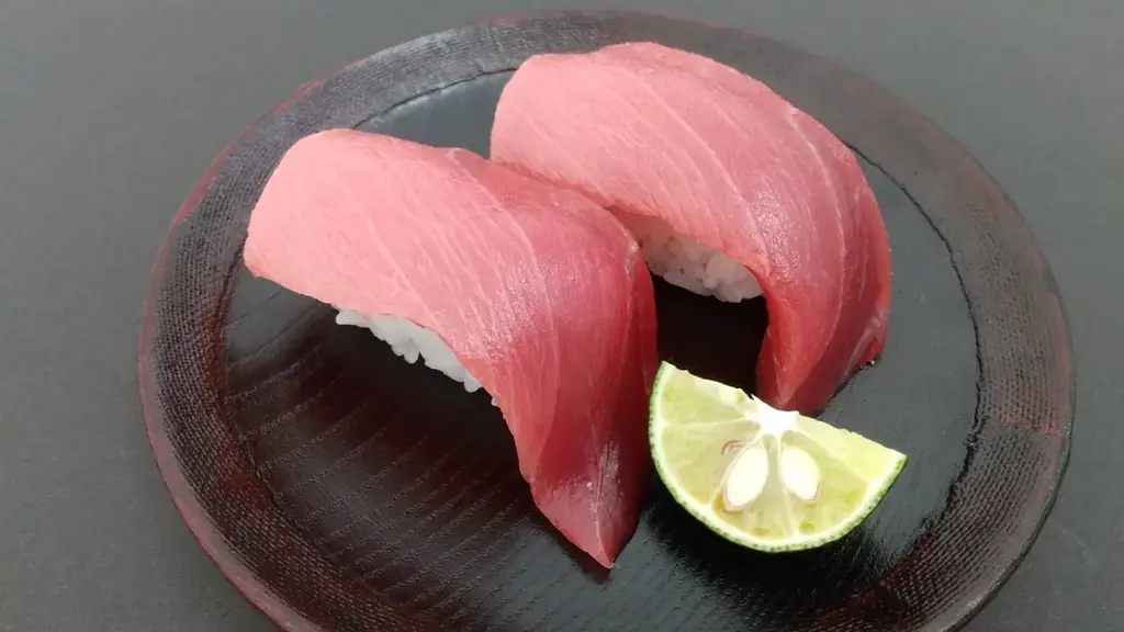 京都府内で唯一のクロマグロ養殖！短期養殖で天然と養殖の良いところ取り、赤身が上質で濃厚！生・本まぐろ年間1万本販売実績の大起水産プライベートブランド京都府伊根産「京まぐろ」10月1日販売開始！ 画像 6