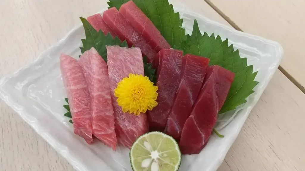 京都府内で唯一のクロマグロ養殖！短期養殖で天然と養殖の良いところ取り、赤身が上質で濃厚！生・本まぐろ年間1万本販売実績の大起水産プライベートブランド京都府伊根産「京まぐろ」10月1日販売開始！ 画像 8