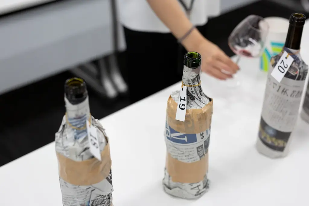 ソムリエ117人が“ブラインド”で検証！酒類専門商社モトックス「ソムリエ100人ベストワイン」希望小売価格2,000円までの高コスパワイン10本 画像 3