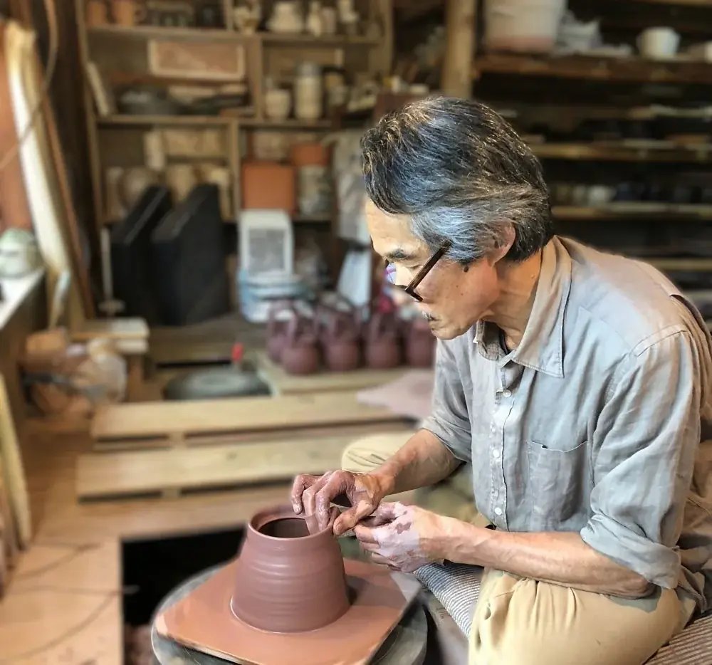 職人が手作業で生み出す信楽焼の新しい息吹　親子二代で受け継ぐ技術で火加減いらずのごはん釜を完成。初心者でも簡単にお家のごはんが料亭の味に。 画像 15