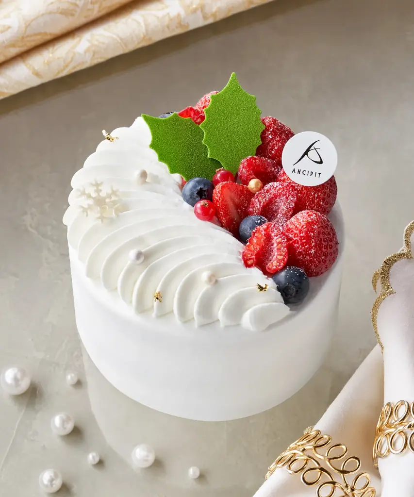 伊勢丹新宿店のクリスマスケーキ予約受付開始。今年も平日クリスマス！名パティスリーが手掛ける”ショートケーキ”と”チョコレートケーキ”を提案。 画像 4